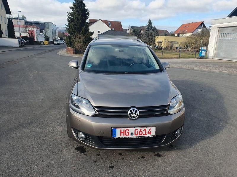 Gebraucht VW Golf Plus Cross Team 160 PS (117 kW) 2010 Braun Van / Kleinbus