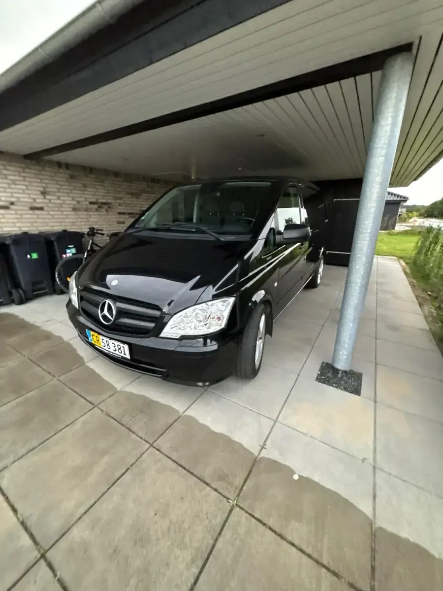 Gebraucht Mercedes Vito 224 PS (164 kW) 2014 Schwarz Van