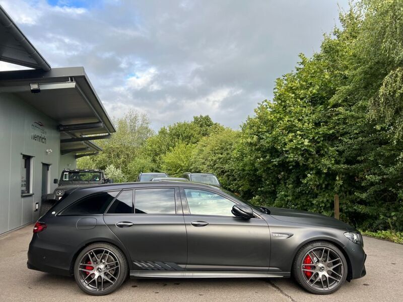 Gebraucht Mercedes E63S AMG AMG 612 PS (450 kW) 2023 Designo graphitgrau magno Kombi