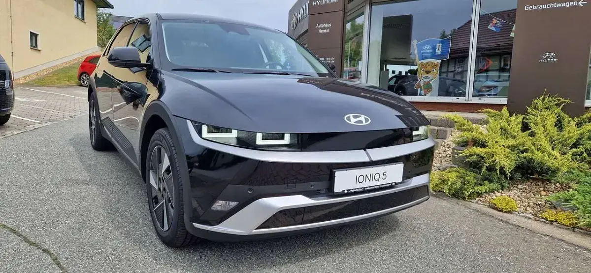 Neu Hyundai Ioniq 5 125 kW (170 PS) 2026 Abyss black SUV