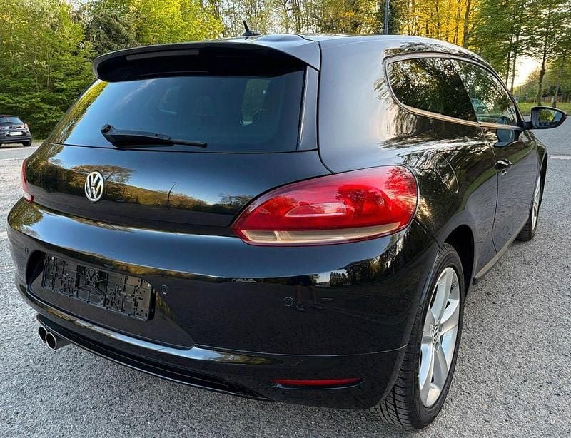 Second-hand VW Scirocco 200 CP (147 kW) 2009 Negru Coupe