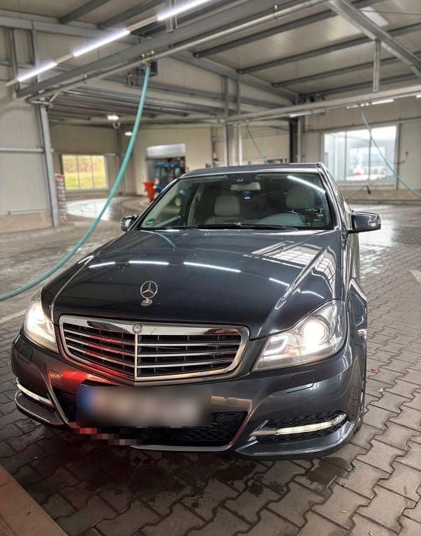 Gebraucht Mercedes C350 Elegance 265 PS (194 kW) 2012 Limousine