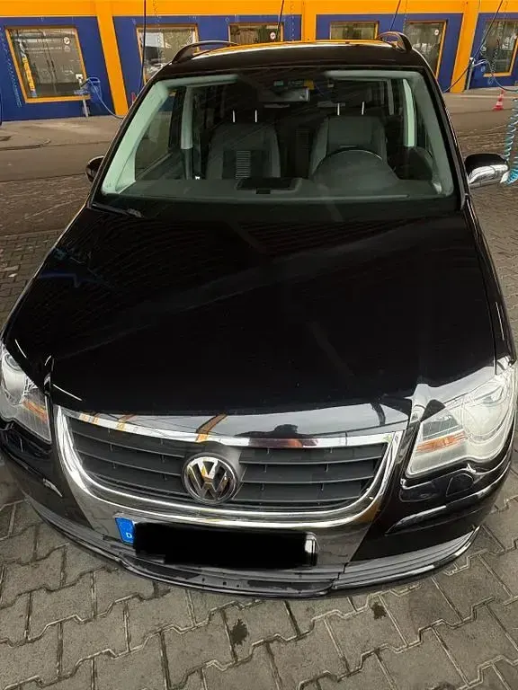 Gebraucht VW Touran United 140 PS (102 kW) 2009 Schwarz Van / Kleinbus