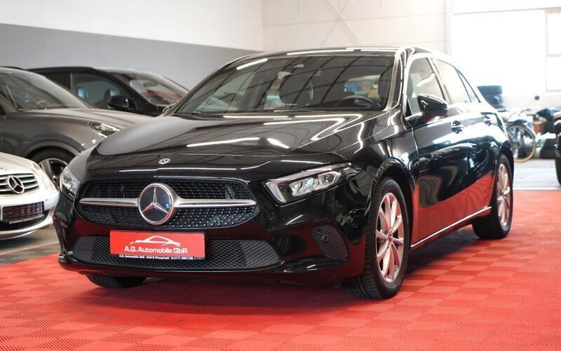 Schwarz Gebraucht 2019 Mercedes A220 Limousine | 20.950 € (Guter Preis) - Bild 1/4