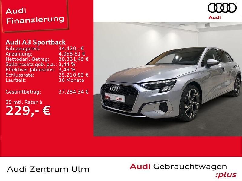 Florettsilber metallic Gebraucht 2024 Audi A3 Sportback e-tron Advanced Plus Limousine | 39.480 € - Bild 1/4