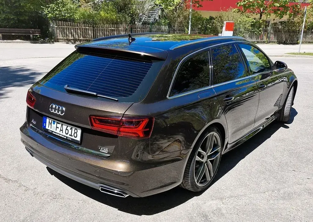 Gebraucht Audi A6 Performance 190 PS (139 kW) 2017 Braun Kombi