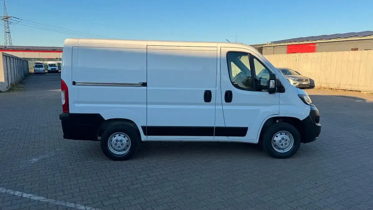 Gebraucht Peugeot Boxer 120 PS (88 kW) 2022 Weiß Van