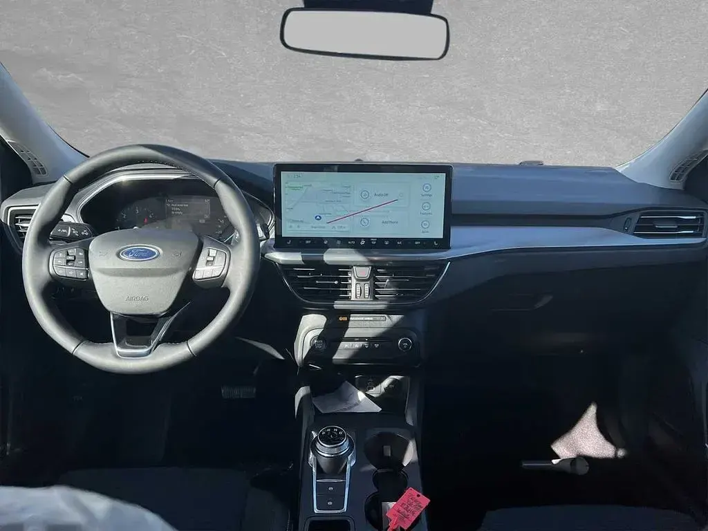 Nowe Ford Focus 116 KM (85 kW) 2026 Biały Sedan/Limuzyna