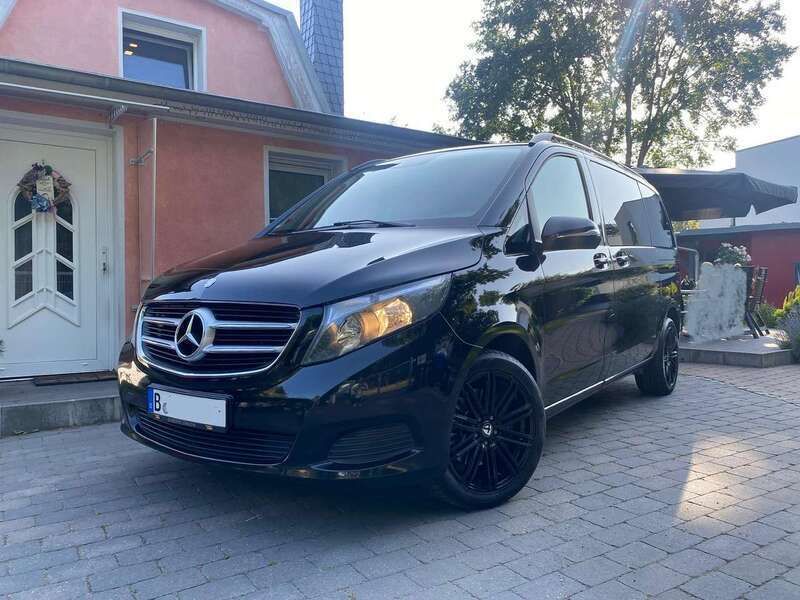Gebraucht 2015 Mercedes V220 Avantgarde Van / Kleinbus | 31.750 € (Superpreis) - Bild 1/4