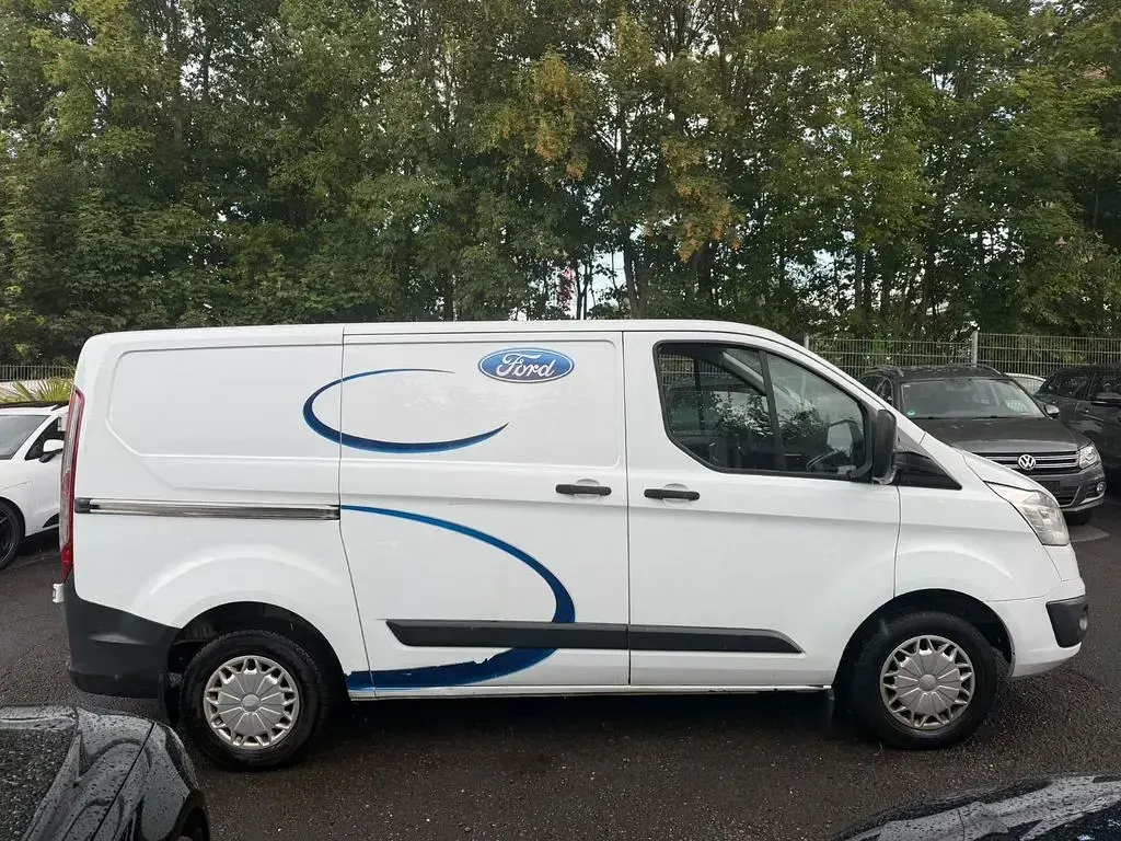Gebraucht Ford Transit Custom Trend 155 PS (114 kW) 2014 Weiß Van / Kleinbus