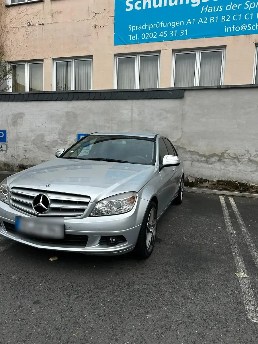 Gebraucht Mercedes C220 184 PS (135 kW) 2007 Silber Limousine