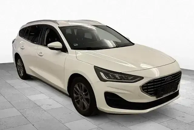 Gebraucht Ford Focus Titanium X 140 PS (102 kW) 2023 Weiß Limousine