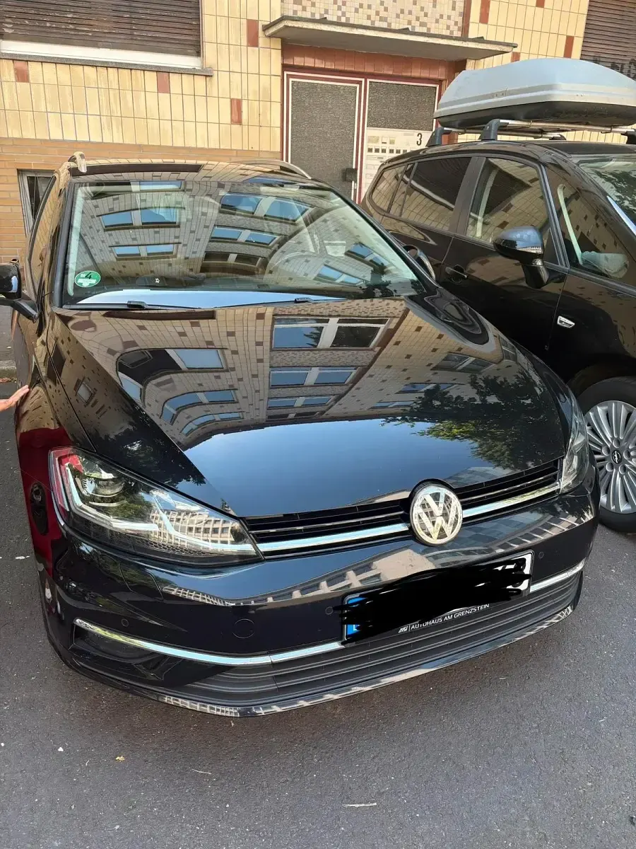 Gebraucht VW Golf VII 116 PS (85 kW) 2018 Schwarz Kombi