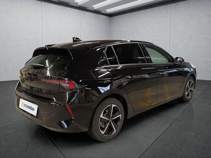 Gebraucht Opel Astra 131 PS (96 kW) 2025 Schwarz Limousine
