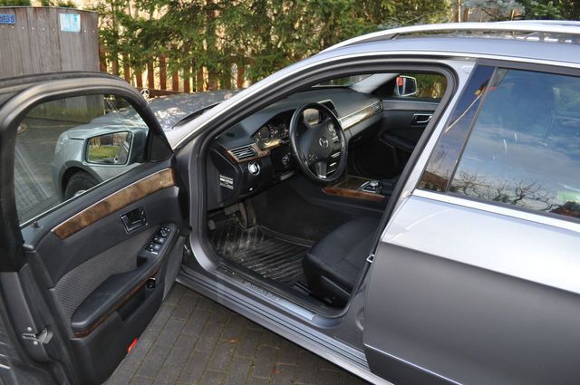 Gebraucht Mercedes E350 231 PS (169 kW) 2010 Silber metallic Kombi