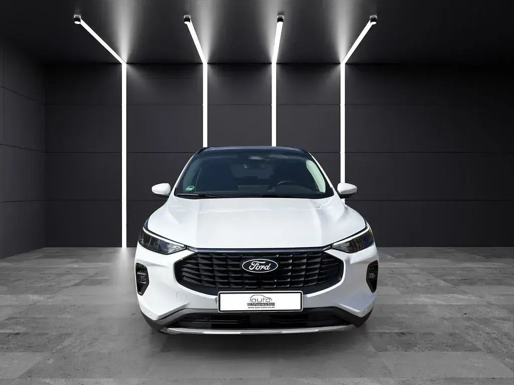 Neu Ford Kuga Titanium 186 PS (136 kW) 2026 Weiß SUV