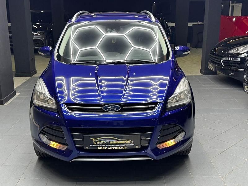 Gebraucht Ford Kuga Titanium 150 PS (110 kW) 2015 Blau SUV