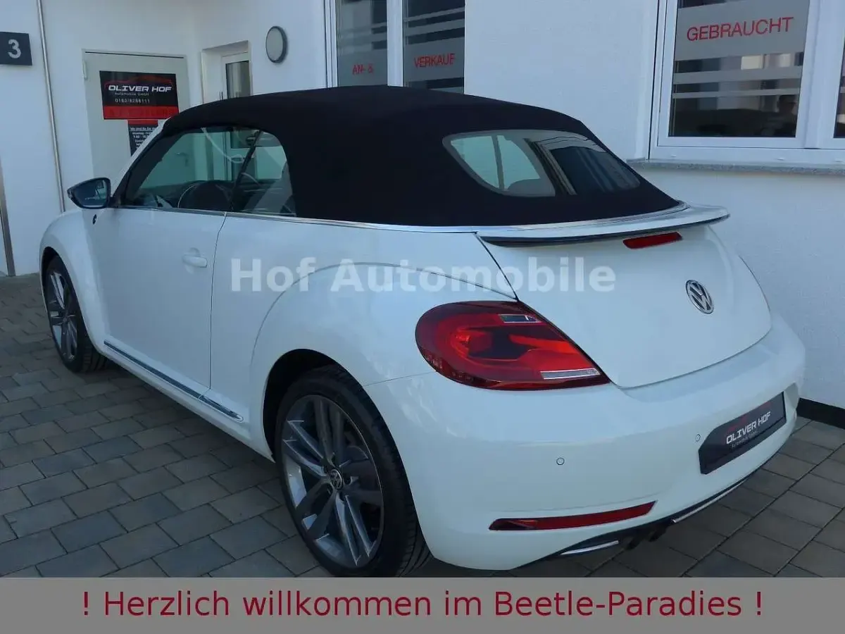 Używany VW Beetle Sound 150 KM (110 kW) 2018 Biały Hatchback