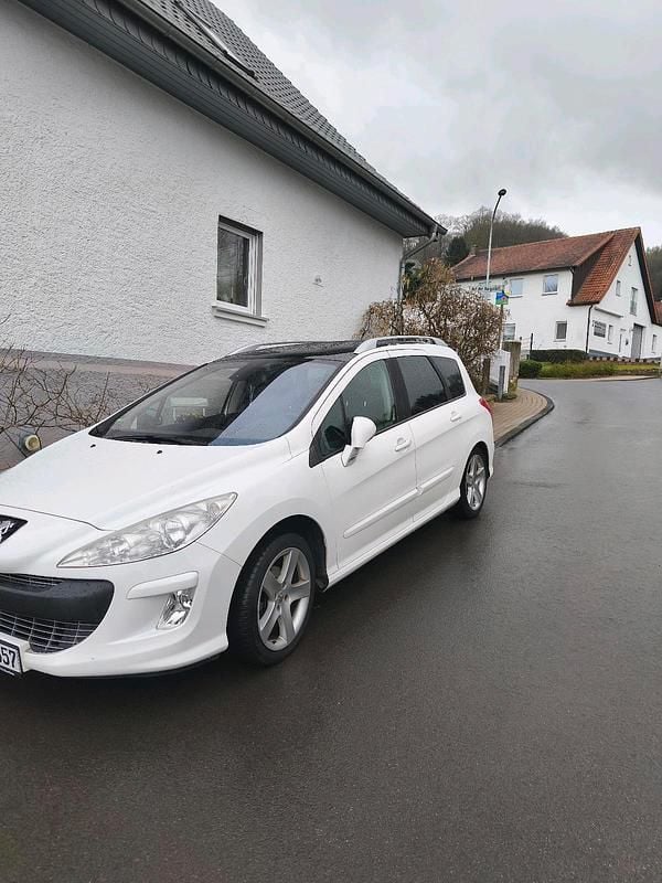 Gebraucht Peugeot 308 SW 120 PS (88 kW) 2010 Weiß Kombi