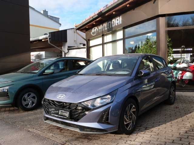 Blau Neu 2025 Hyundai i20 Trend Limousine | 22.900 € (Fairer Preis) - Bild 1/4