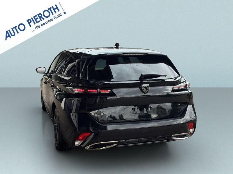 Neu Peugeot 308 SW Allure 131 PS (96 kW) 2025 Perla nera schwarz metallic Kombi