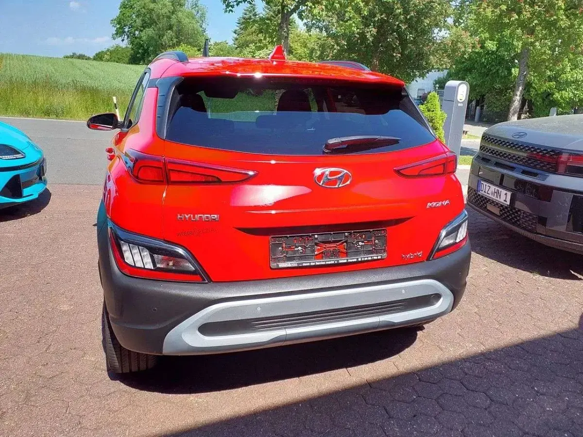 Gebraucht Hyundai Kona Edition 30 105 PS (77 kW) 2021 Ignite flame SUV