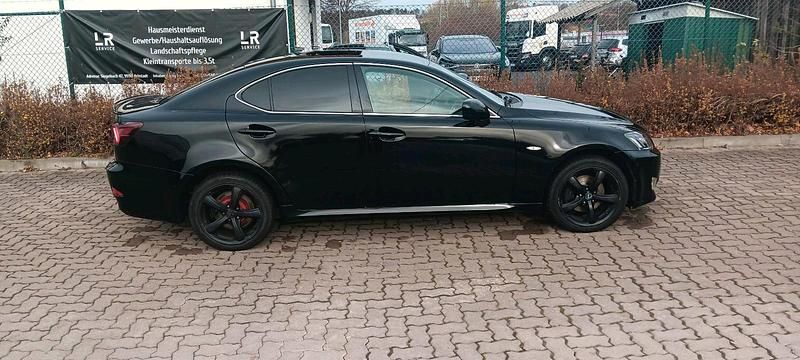 Schwarz Gebraucht 2008 Lexus IS220d Limousine | 4.000 € (Teuer) - Bild 1/4