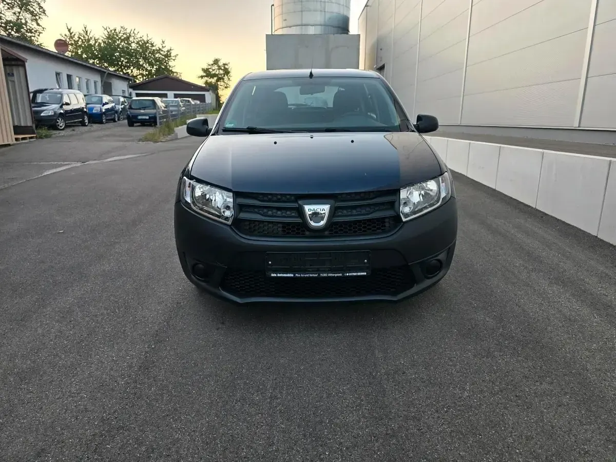Gebraucht Dacia Sandero Essentiel 75 PS (55 kW) 2015 Blau Kleinwagen
