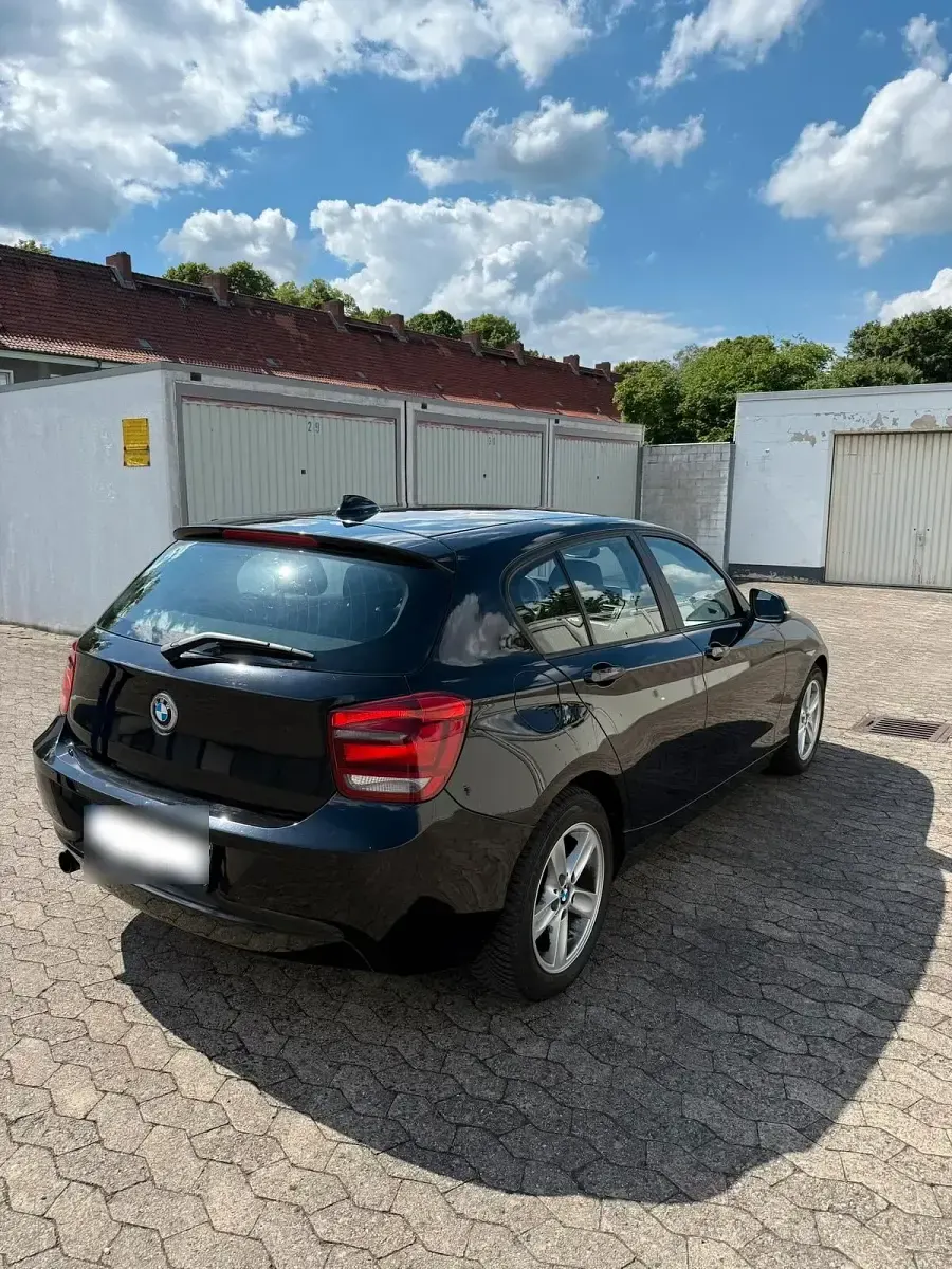 Gebraucht BMW 116 136 PS (100 kW) 2012 Schwarz Kleinwagen