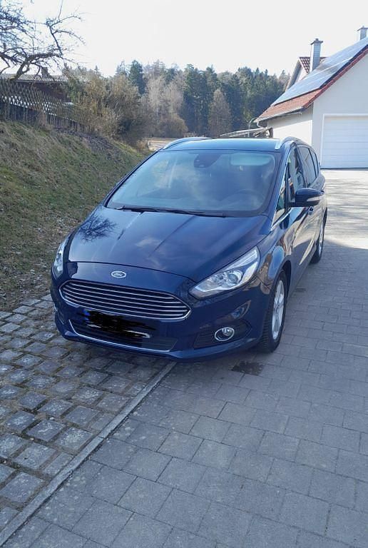 Gebraucht Ford S-MAX Trend 190 PS (139 kW) 2019 Blau Van / Kleinbus