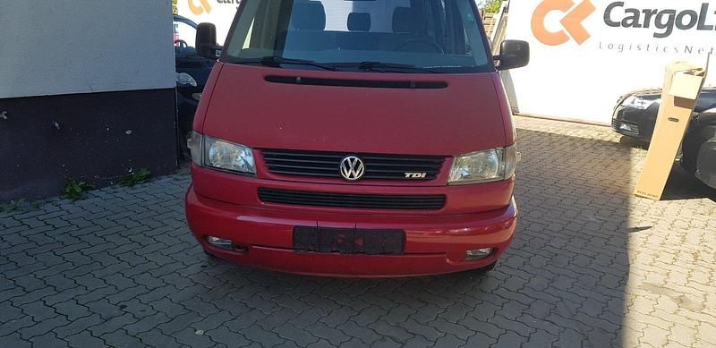 Używany VW T4 102 KM (75 kW) 1993 Czerwony Van