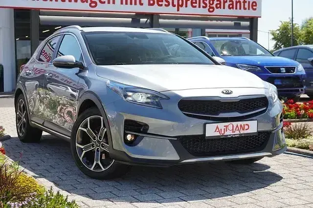 Gebraucht Kia XCeed 140 PS (102 kW) 2020 Silber SUV