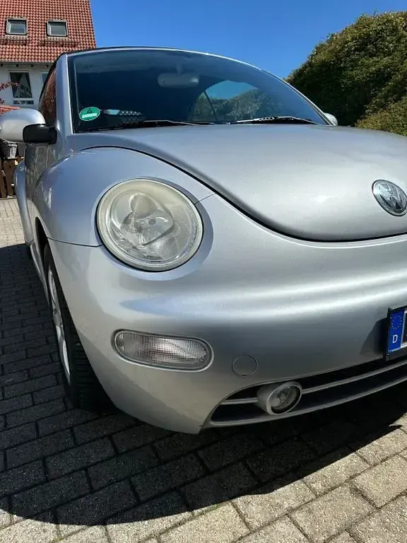 Gebraucht VW New Beetle Highline 102 PS (75 kW) 2004 Silber Kleinwagen