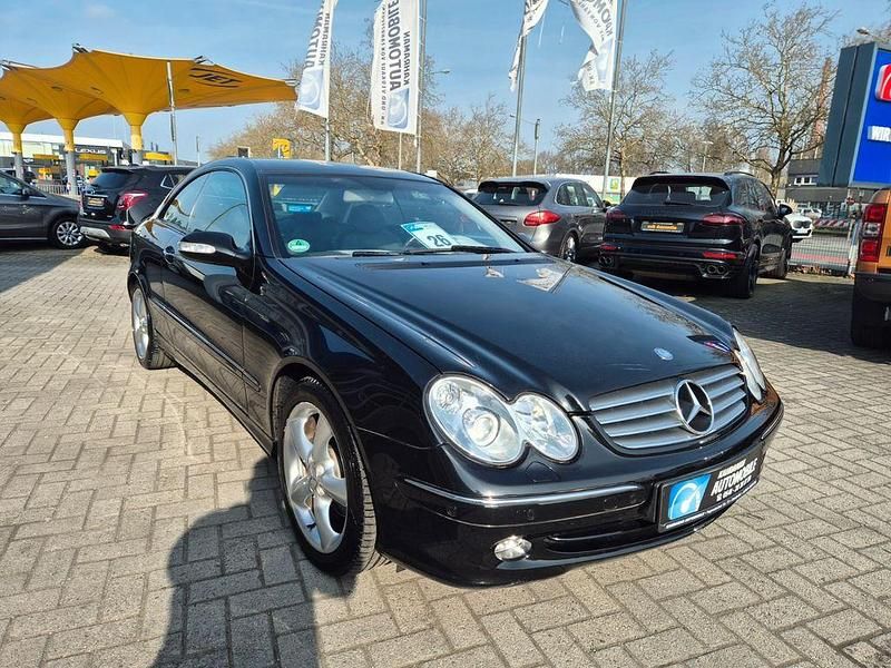 Gebraucht Mercedes CLK320 Elegance 218 PS (160 kW) 2003 Schwarz Coupé