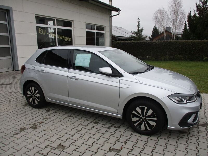 Gebraucht VW Polo Move 95 PS (69 kW) 2023 Silber Limousine