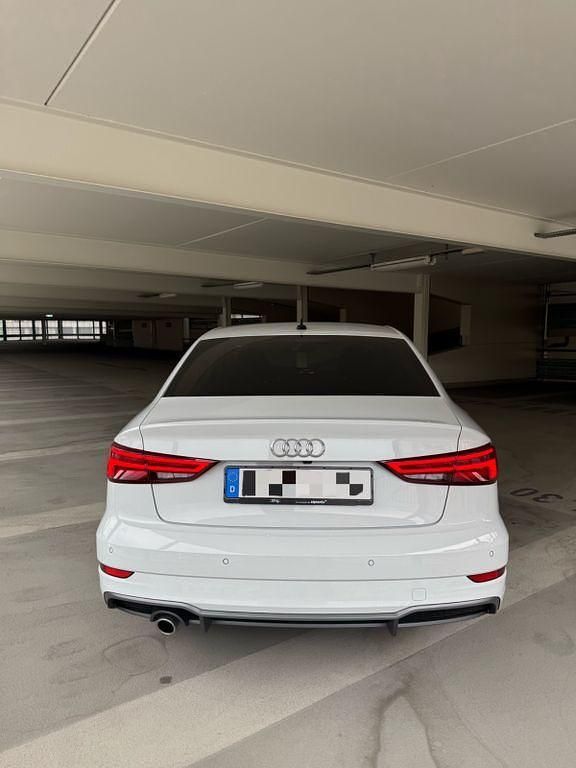 Gebraucht Audi A3 S-Line 116 PS (85 kW) 2019 Weiß Limousine