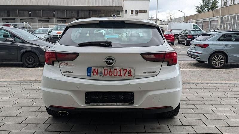 Gebraucht Opel Astra Innovation 150 PS (110 kW) 2018 Weiß Limousine