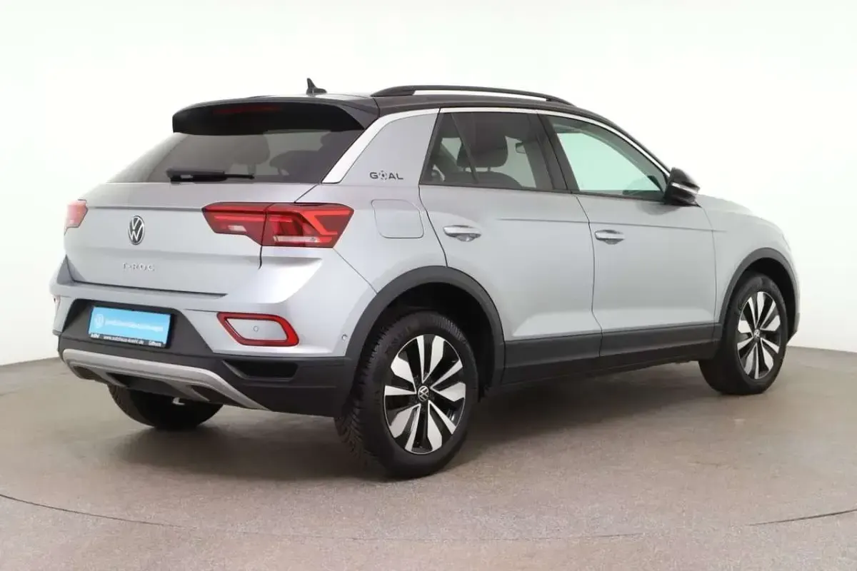 Gebraucht VW T-Roc Goal 150 PS (110 kW) 2025 Silber SUV