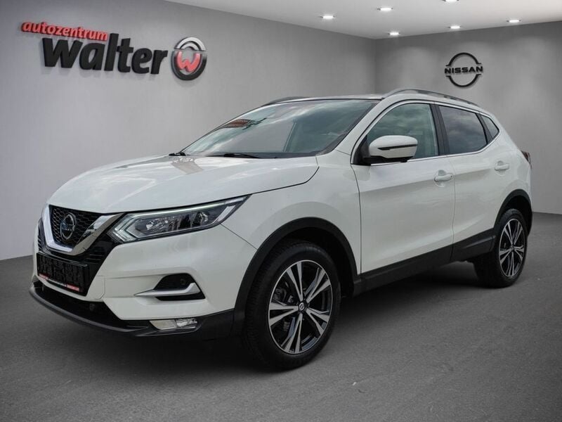 Weiß Gebraucht 2020 Nissan Qashqai 360º SUV | 18.990 € (Fairer Preis) - Bild 1/4