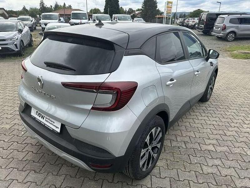 Gebraucht Renault Captur Evolution 91 PS (66 kW) 2023 Highlandgrau metallic/dach bl SUV