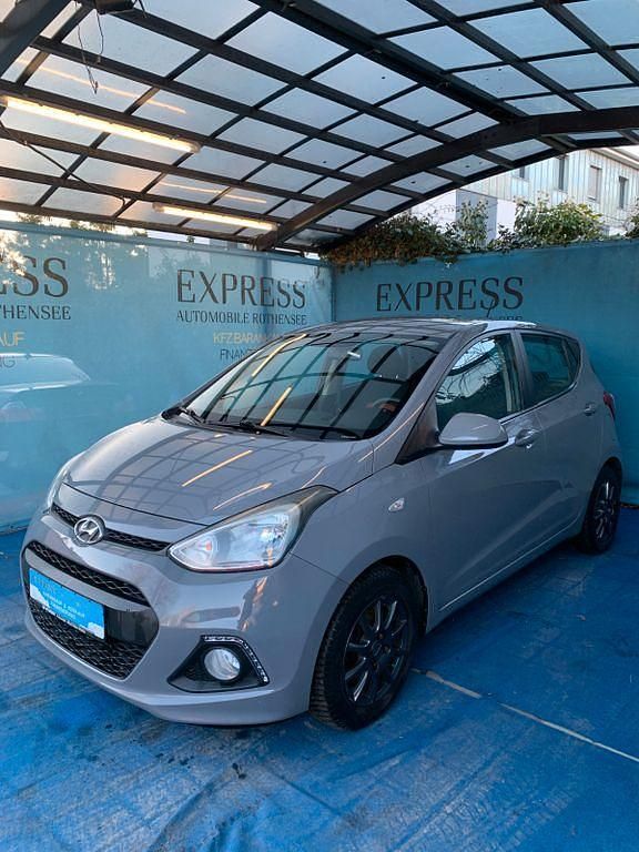 Gebraucht Hyundai i10 Intro Edition 87 PS (63 kW) 2014 Grau Kleinwagen