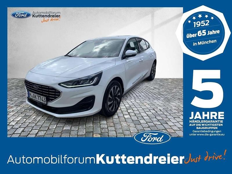 Frost weiss Gebraucht 2024 Ford Focus Titanium Limousine | 20.990 € (Superpreis) - Bild 1/4
