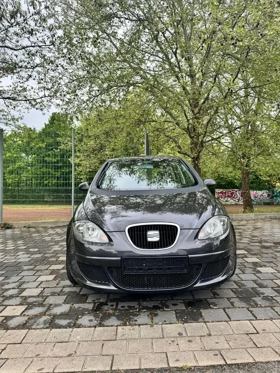 Gebraucht Seat Altea 101 PS (74 kW) 2006 Grau Van / Kleinbus