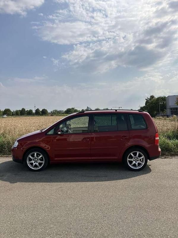 Gebraucht VW Touran 116 PS (85 kW) 2004 Rot Van / Kleinbus