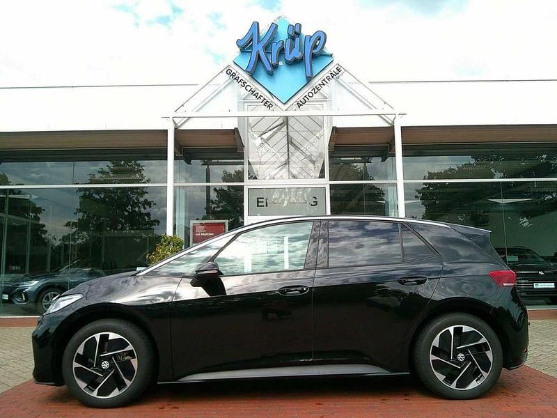 Schwarz Gebraucht 2024 VW ID.3 Pro Kleinwagen | 34.490 € (Etwas zu teuer) - Bild 1/4