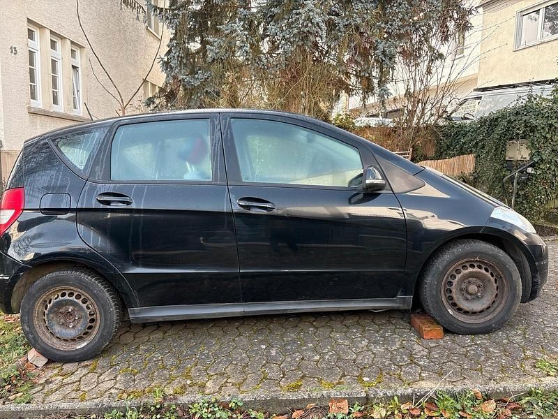 Gebraucht Mercedes A180 2011 Schwarz Kleinwagen