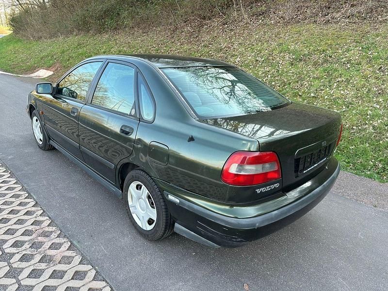 Gebraucht Volvo S40 116 PS (85 kW) 1997 Grün Limousine