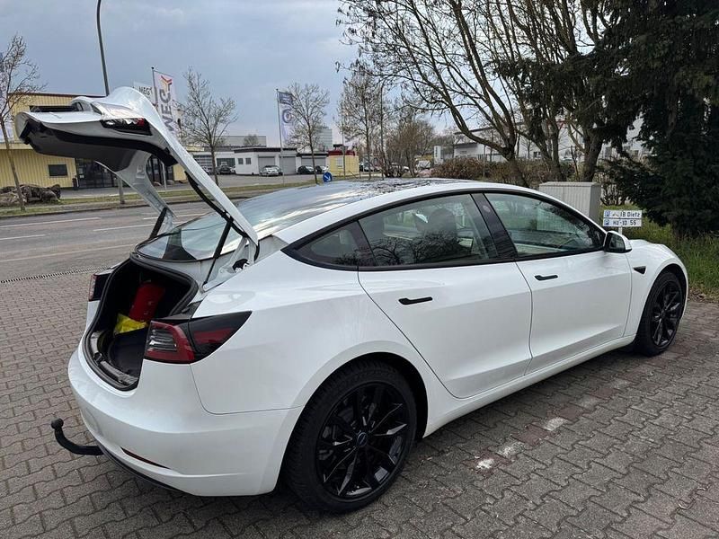 Gebraucht Tesla Model 3 366 kW (498 PS) 2023 Weiß Limousine
