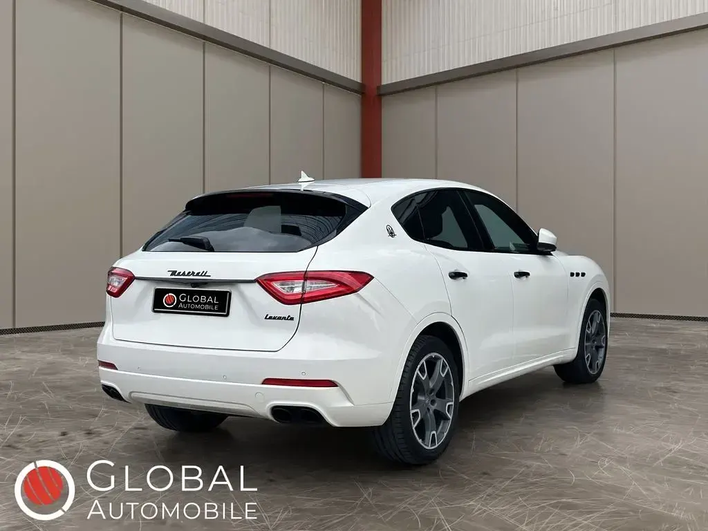 Gebraucht Maserati Levante 275 PS (202 kW) 2016 Weiß SUV