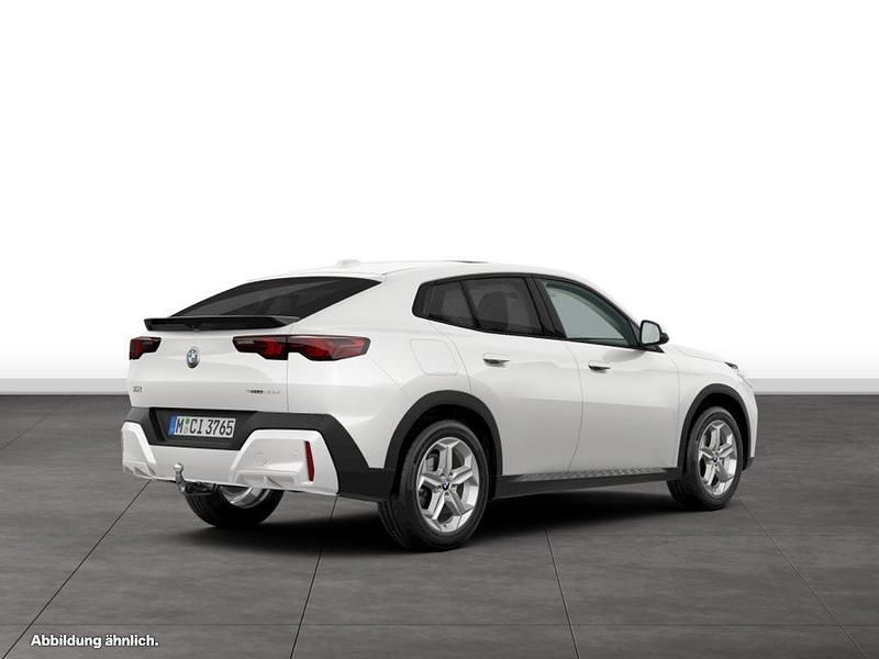 Gebraucht BMW X2 150 PS (110 kW) 2025 Weiß SUV